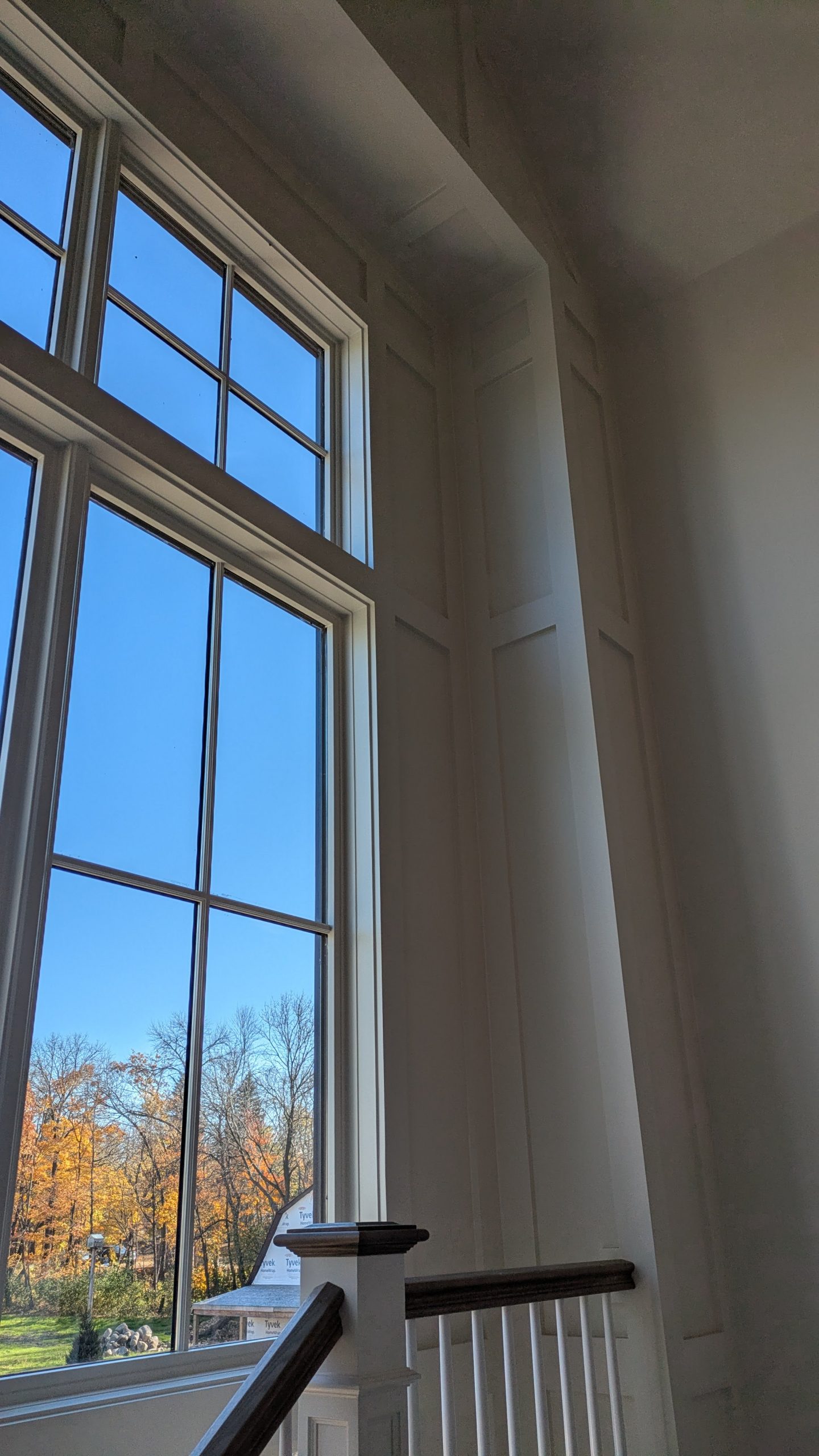 285NorthShore_StairWindow