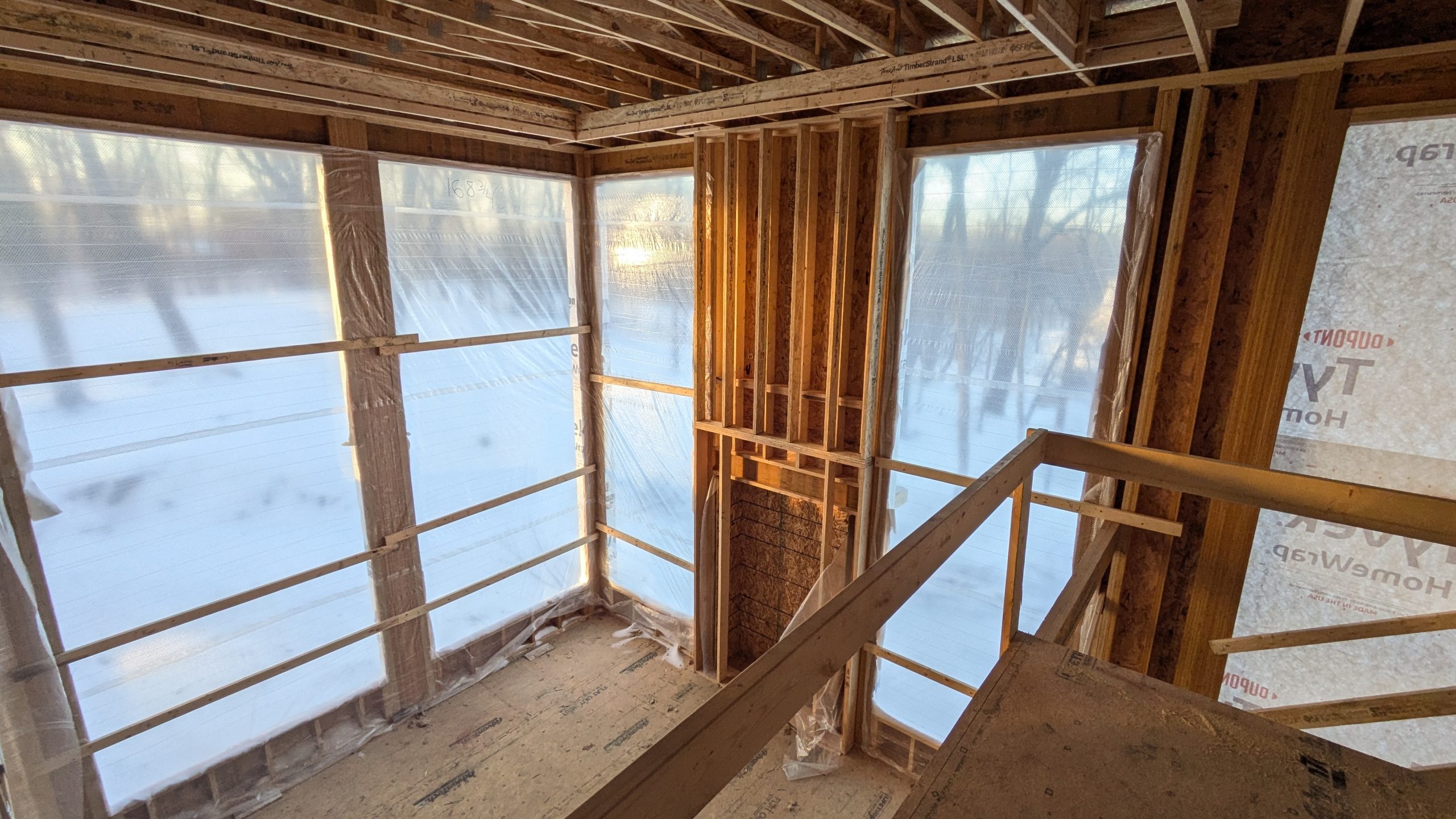 PXL_20251231_220100989.MP