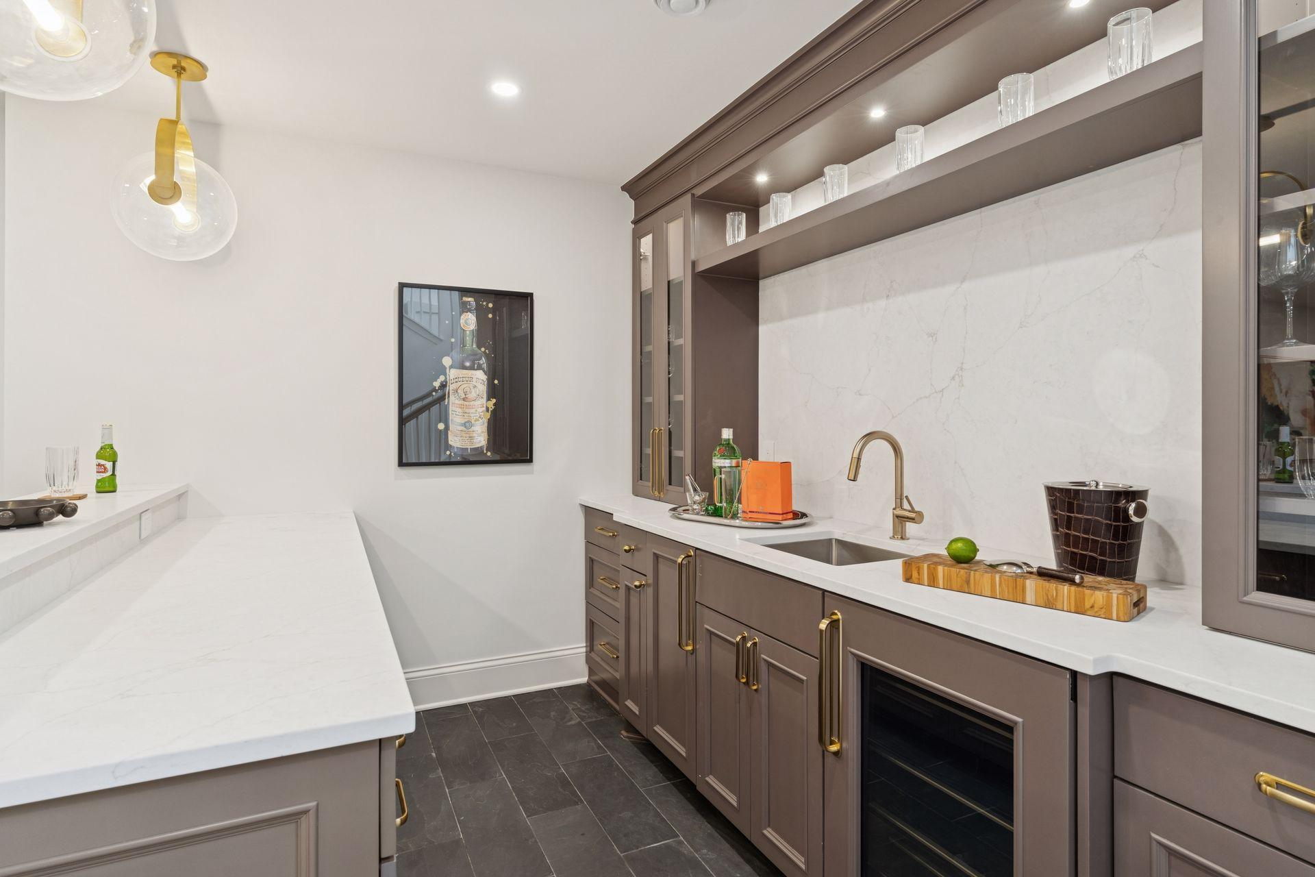 4295d09b-545e-4954-842b-7b484f30c002