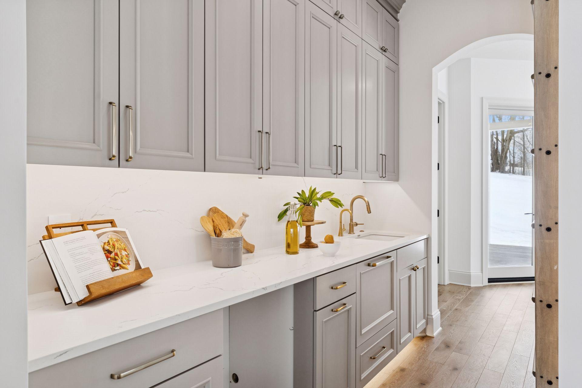 6b5d2371-f26b-44b7-adae-6b6b267781ba